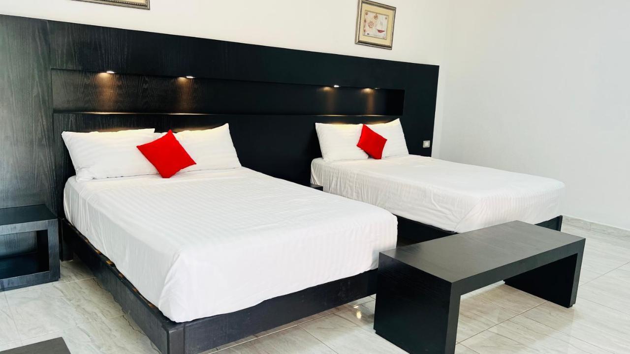 Hotel Villa Pralaya Jiutepec Buitenkant foto
