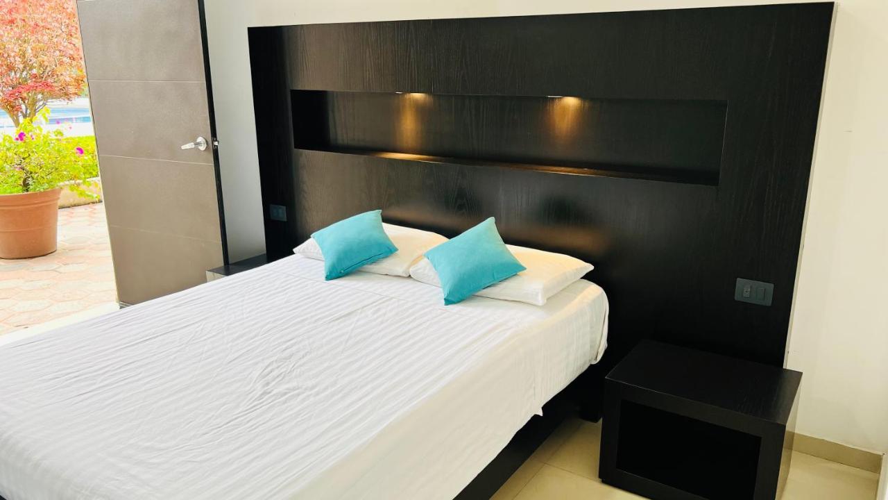 Hotel Villa Pralaya Jiutepec Buitenkant foto