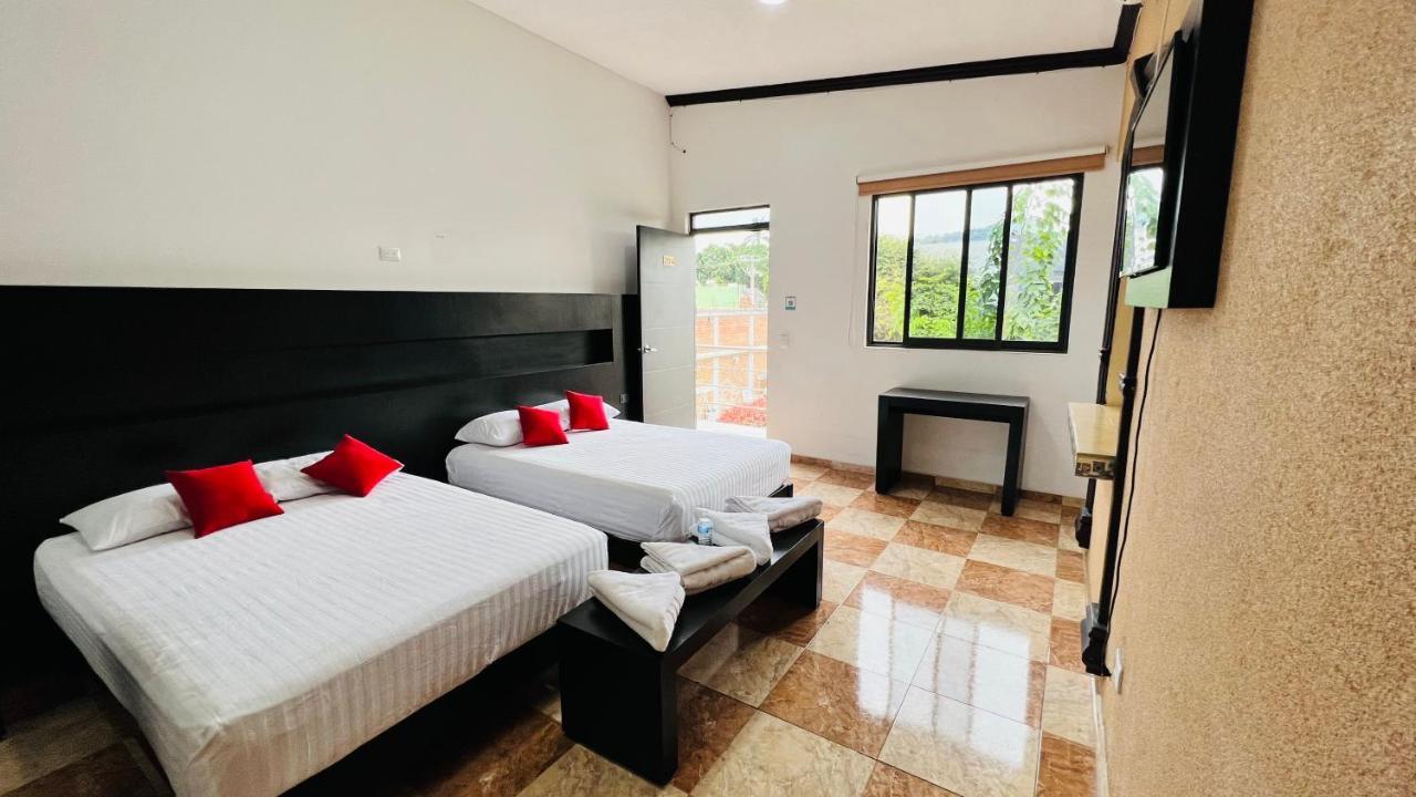 Hotel Villa Pralaya Jiutepec Buitenkant foto