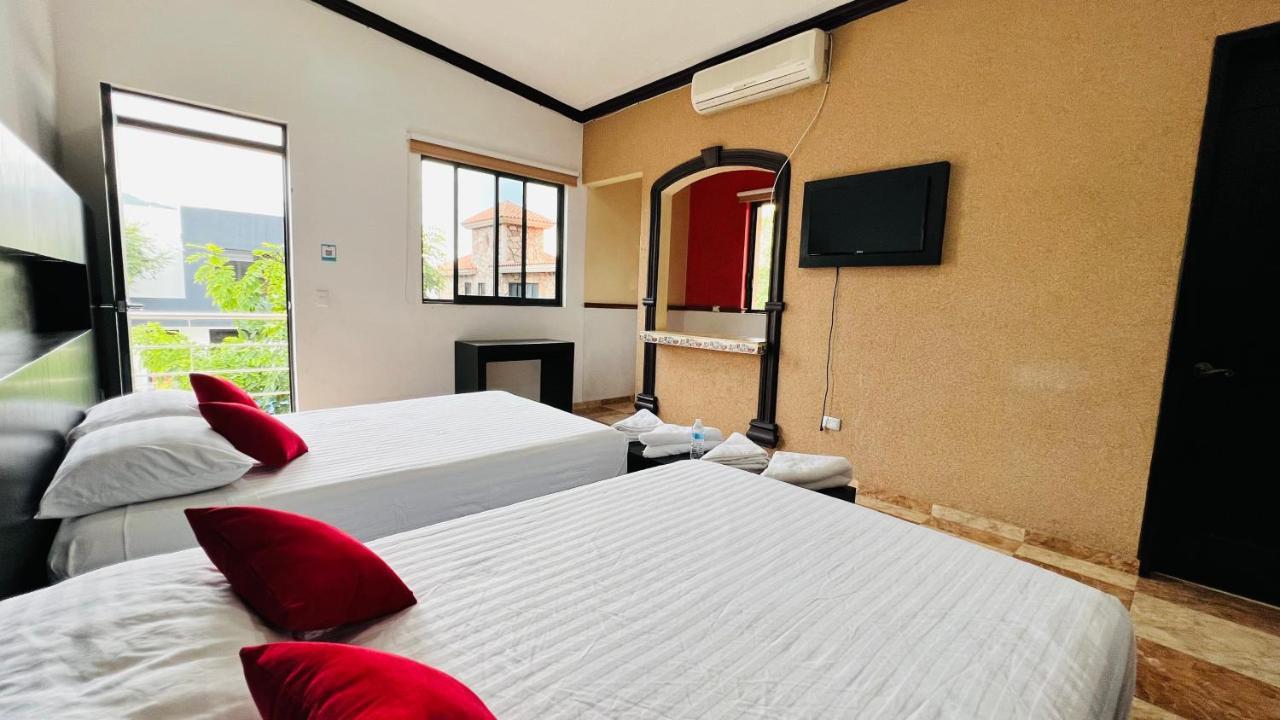 Hotel Villa Pralaya Jiutepec Buitenkant foto